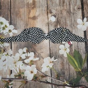 4 for $20🎀 Guess bikini top